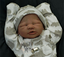 Load image into Gallery viewer, Silicone Cuddle Baby Paxton
